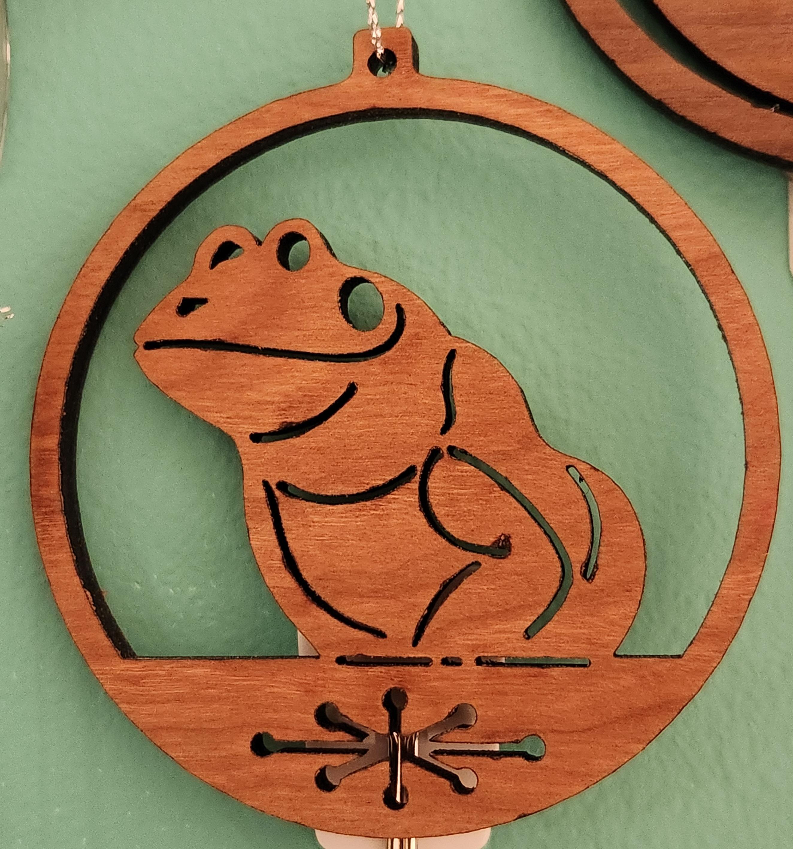 (image for) 1181-01 Friendly Frog Wood Ornament